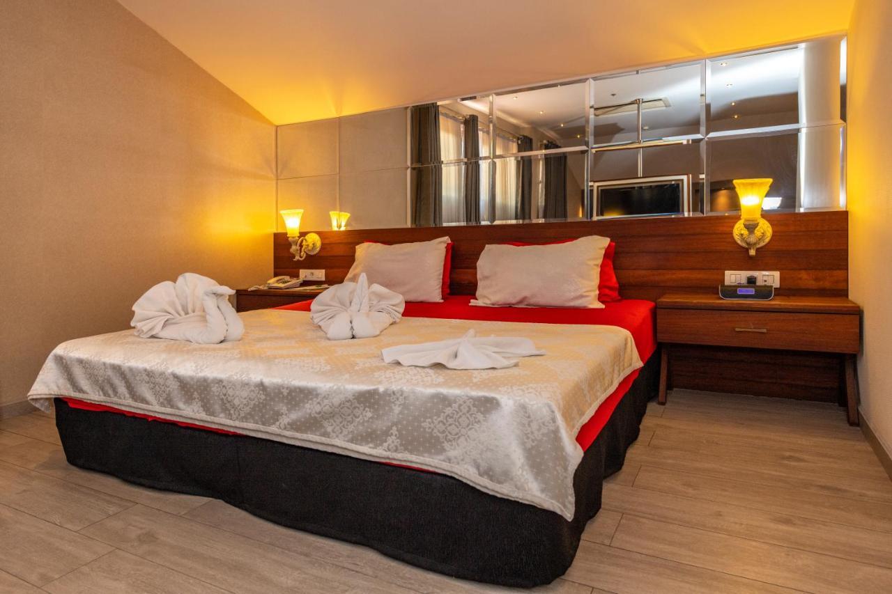 Blueberry Boutique Hotel Fethiye Bagian luar foto