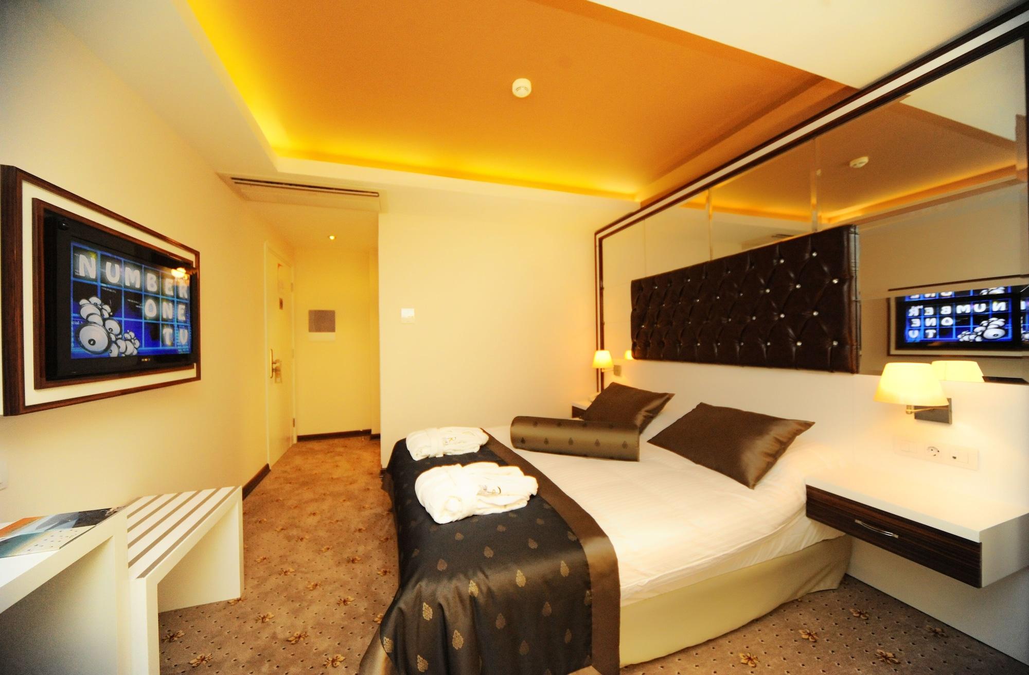 Blueberry Boutique Hotel Fethiye Bagian luar foto