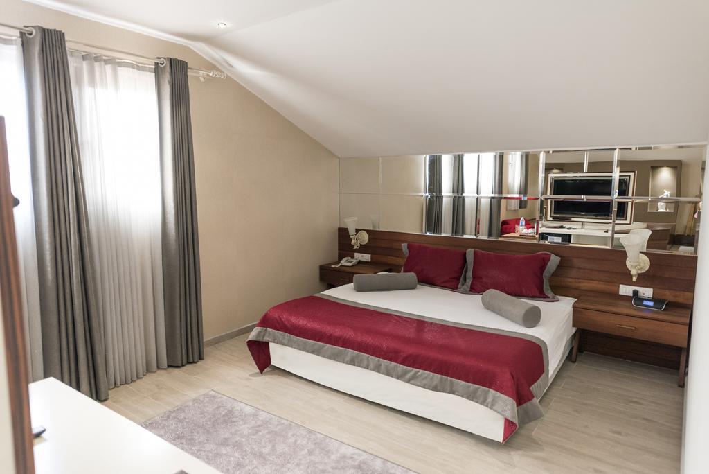 Blueberry Boutique Hotel Fethiye Bagian luar foto